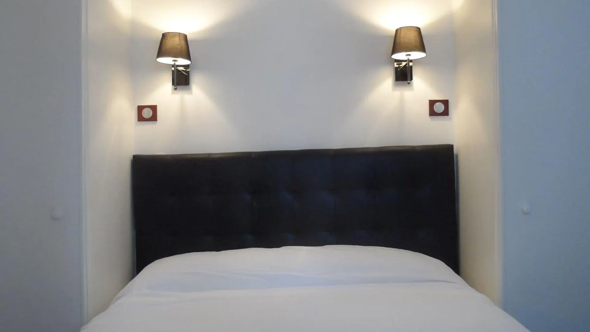 Hotel Monceau Paris