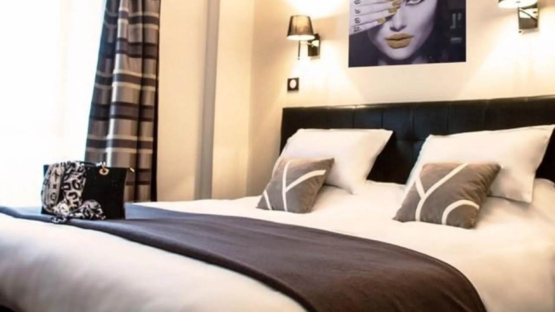 Hotel Monceau 2*